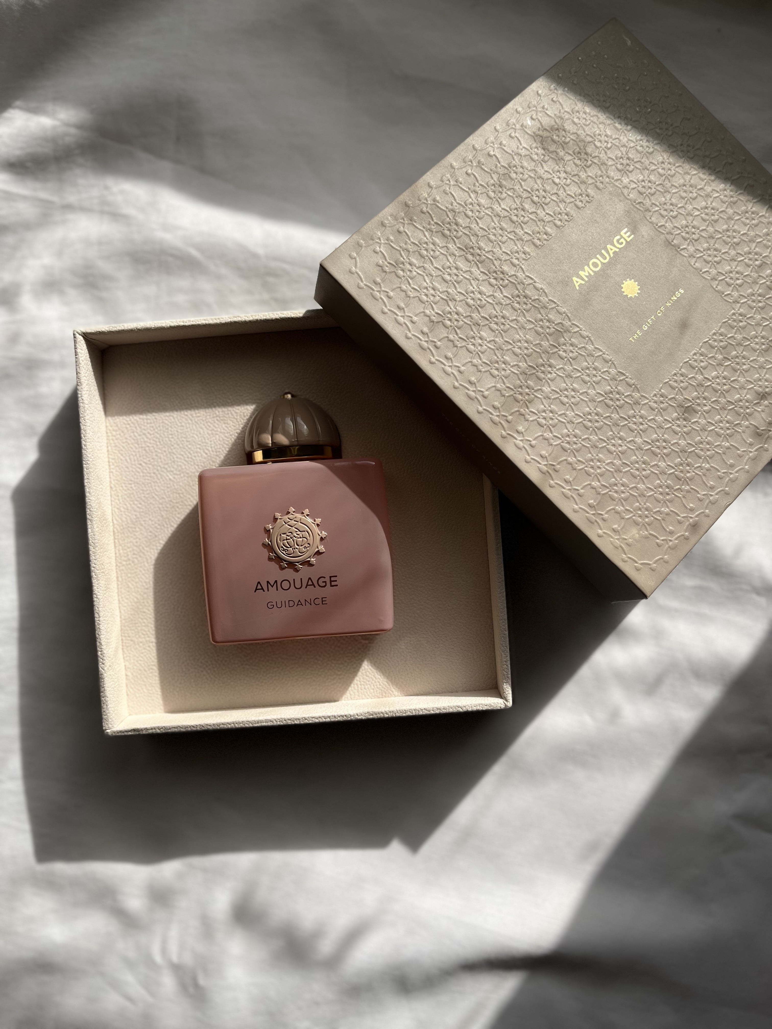 امواج‌گایدنس ادوپرفیوم‌